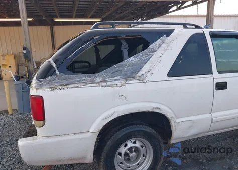 2002 Chevrolet Blazer Ls from USA, damaged, VIN 1GNCS18W52K125807